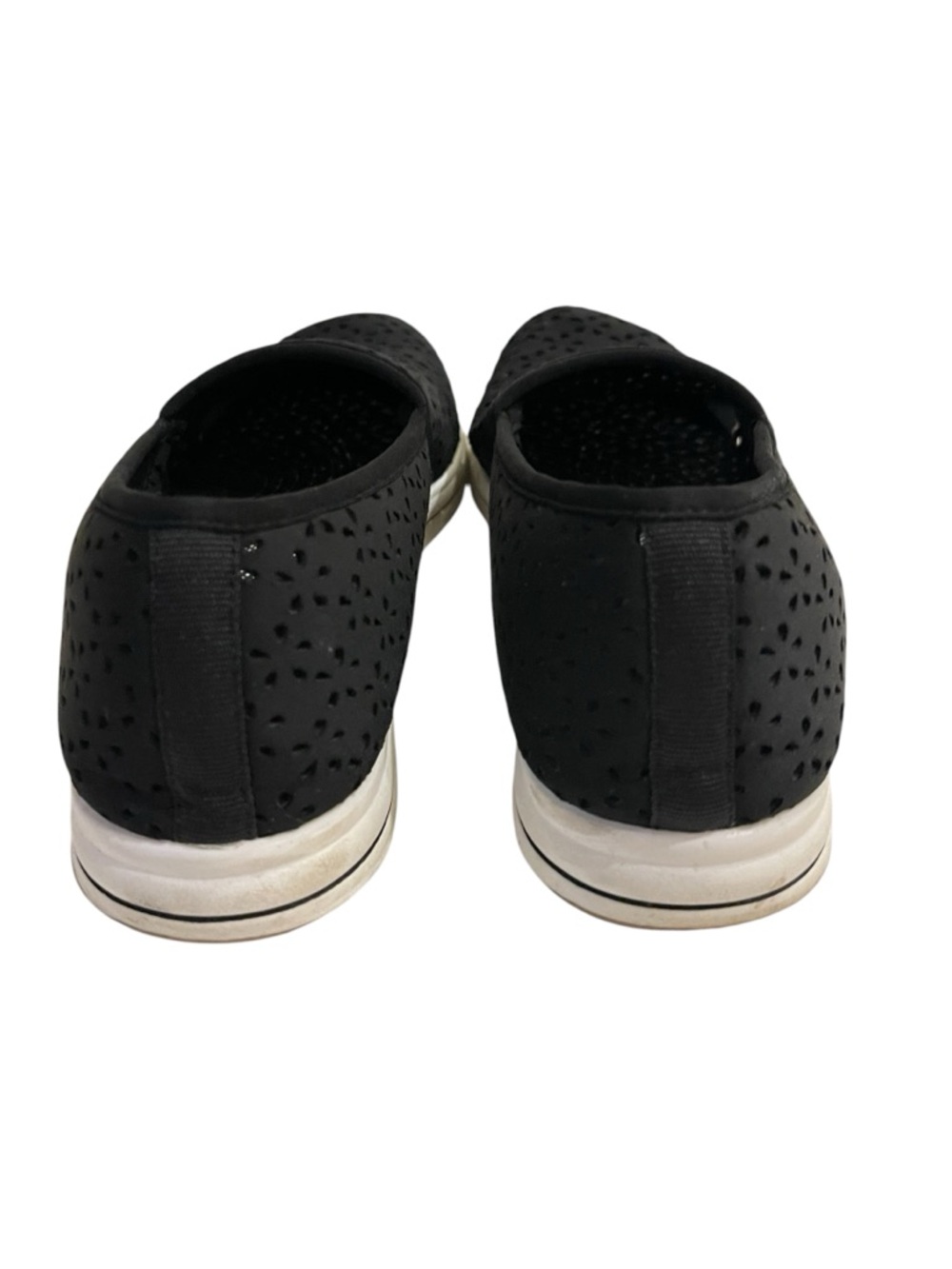 Clarks Cloudsteppers Breeze Emily Black Perforated Slip-On Women's Casual Shoes - Picture 6 of 7